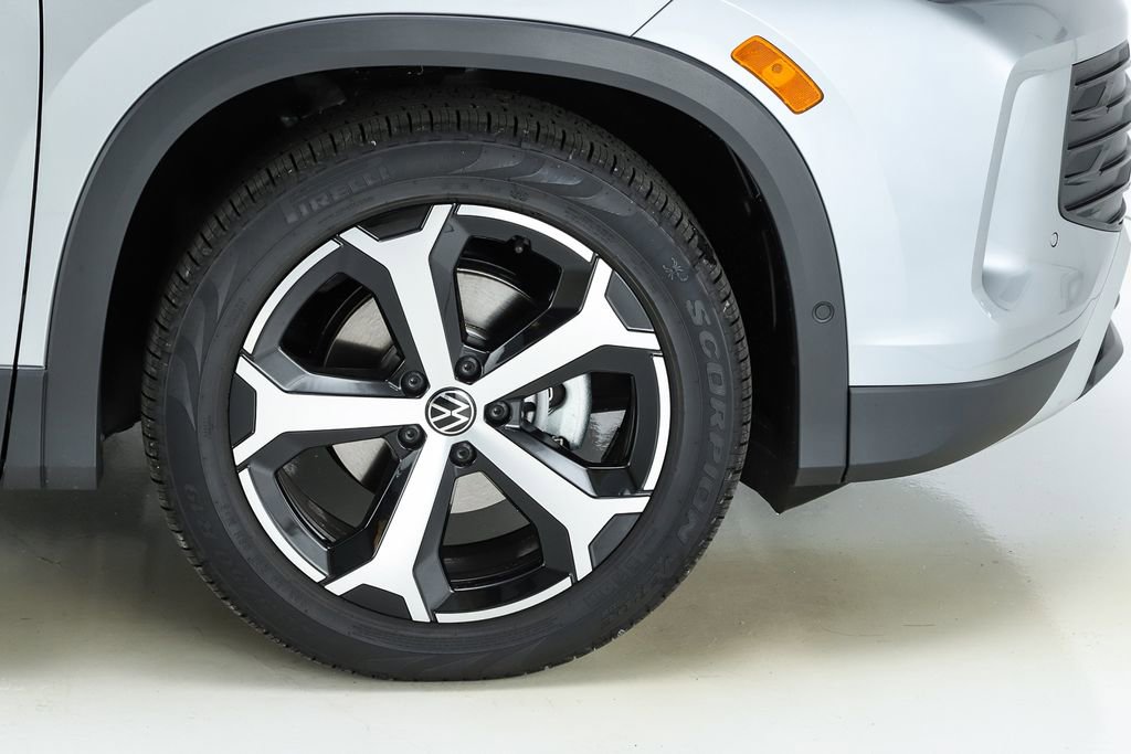 New 2026 Volkswagen Tiguan SE image 51