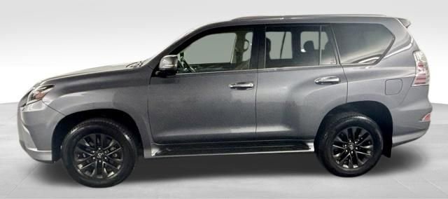 Used 2020 Lexus GX 460 Premium w/ Premium Package image 5