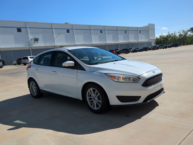 Used 2015 Ford Focus SE FWD image 3