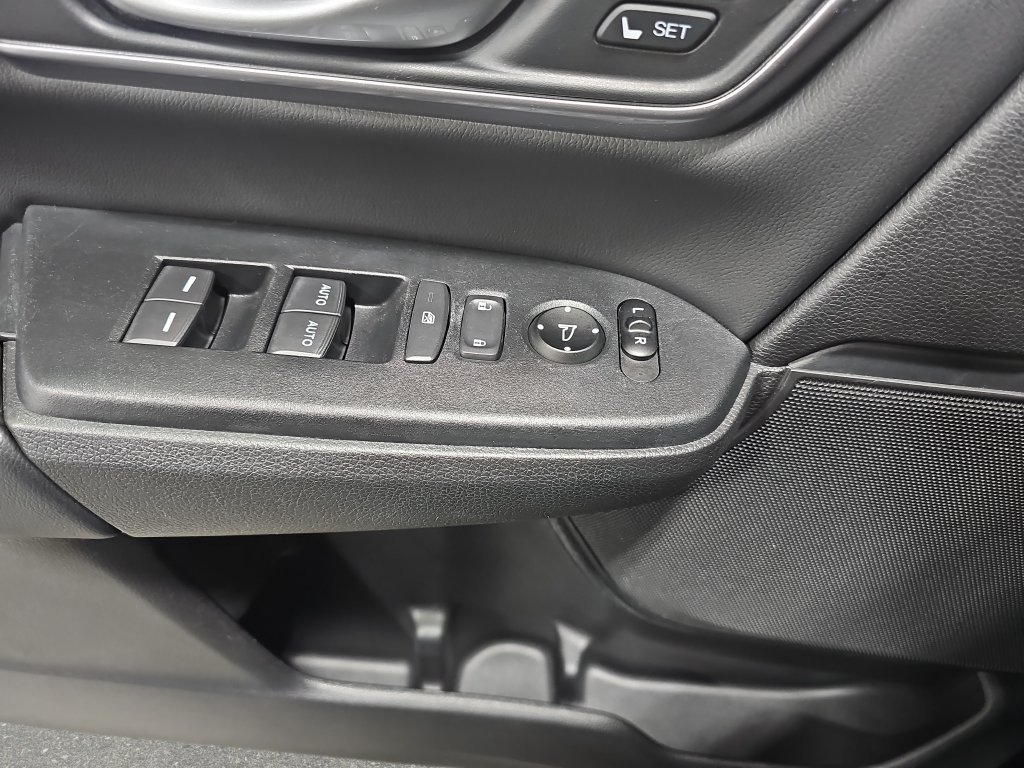 Used 2020 Honda CR-V EX-L image 30