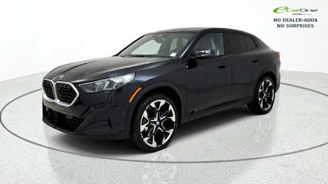 Used 2026 BMW X2 xDrive28i AWD/4WD image 3