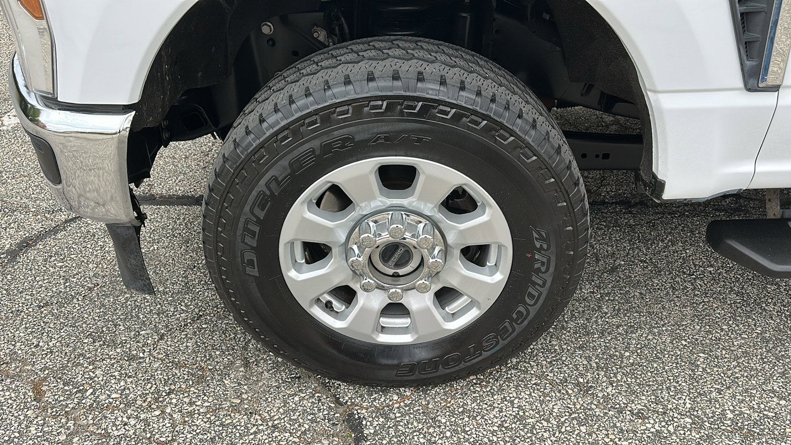 Used 2024 Ford F250 XLT w/ FX4 Off-Road Package image 9