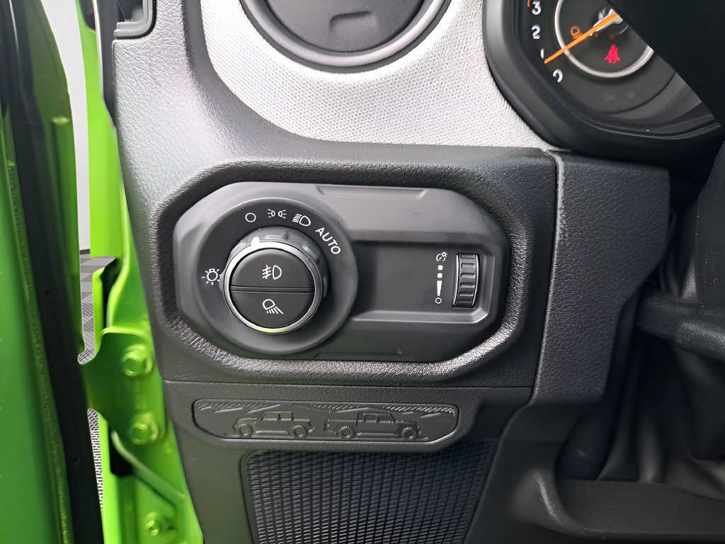 New 2025 Jeep Gladiator Sport AWD/4WD image 31