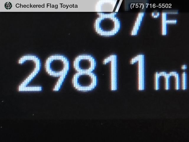 Used 2024 Hyundai Venue SEL FWD image 19