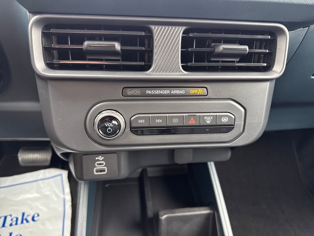 New 2025 Ford Maverick XL w/ 4K Tow Package image 17