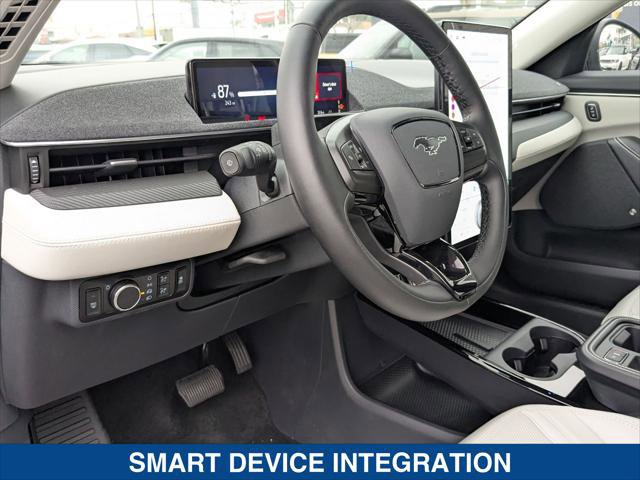 Certified 2025 Ford Mustang Mach-E Premium image 12