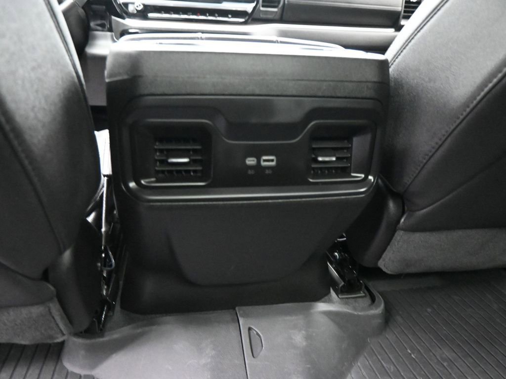 Used 2025 Chevrolet Silverado 1500 RST image 16