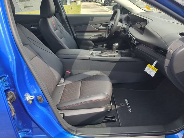 New 2026 Nissan Sentra SR w/ SR Premium Package FWD image 33