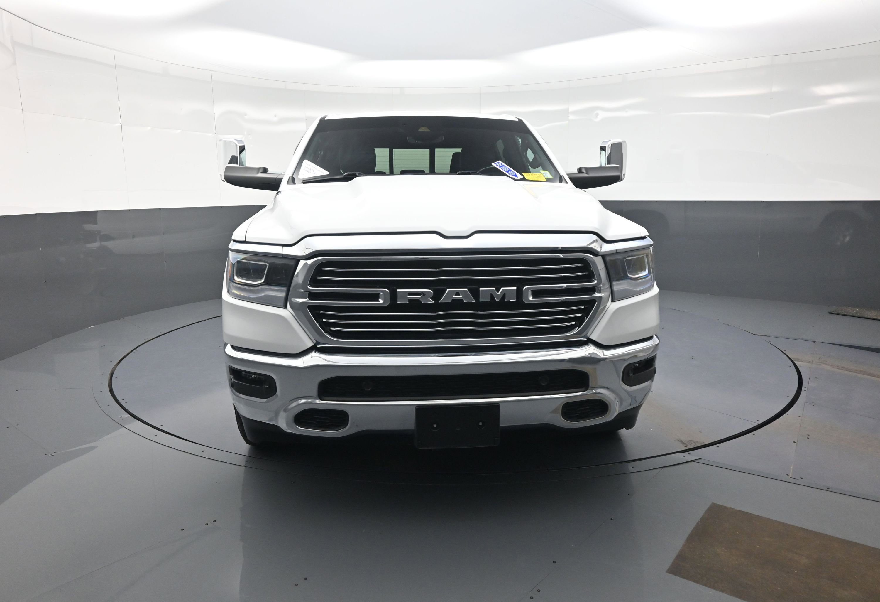 Used 2023 RAM 1500 Laramie image 8