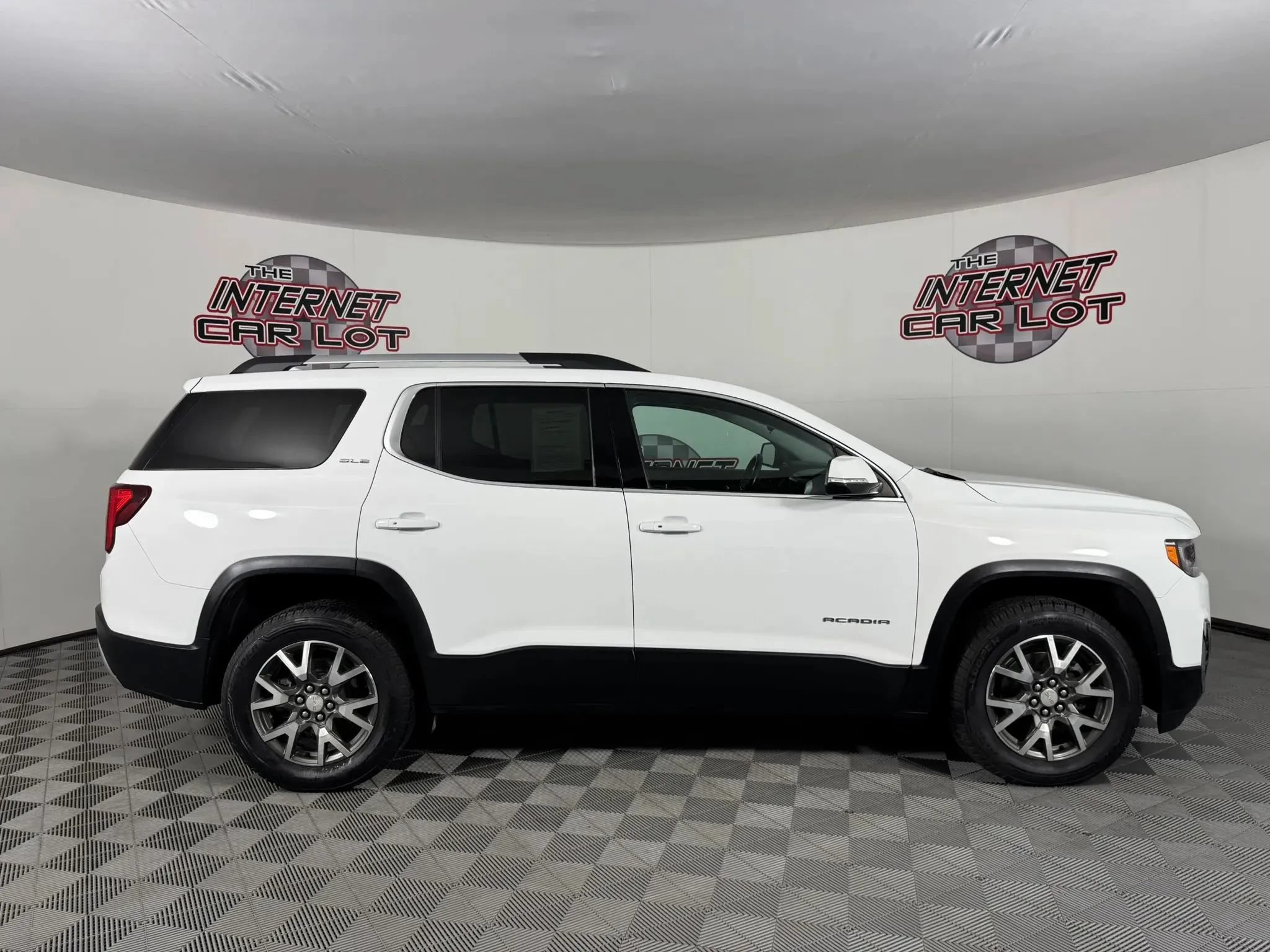 Used 2020 GMC Acadia SLE w/ Driver Convenience Package AWD/4WD image 8