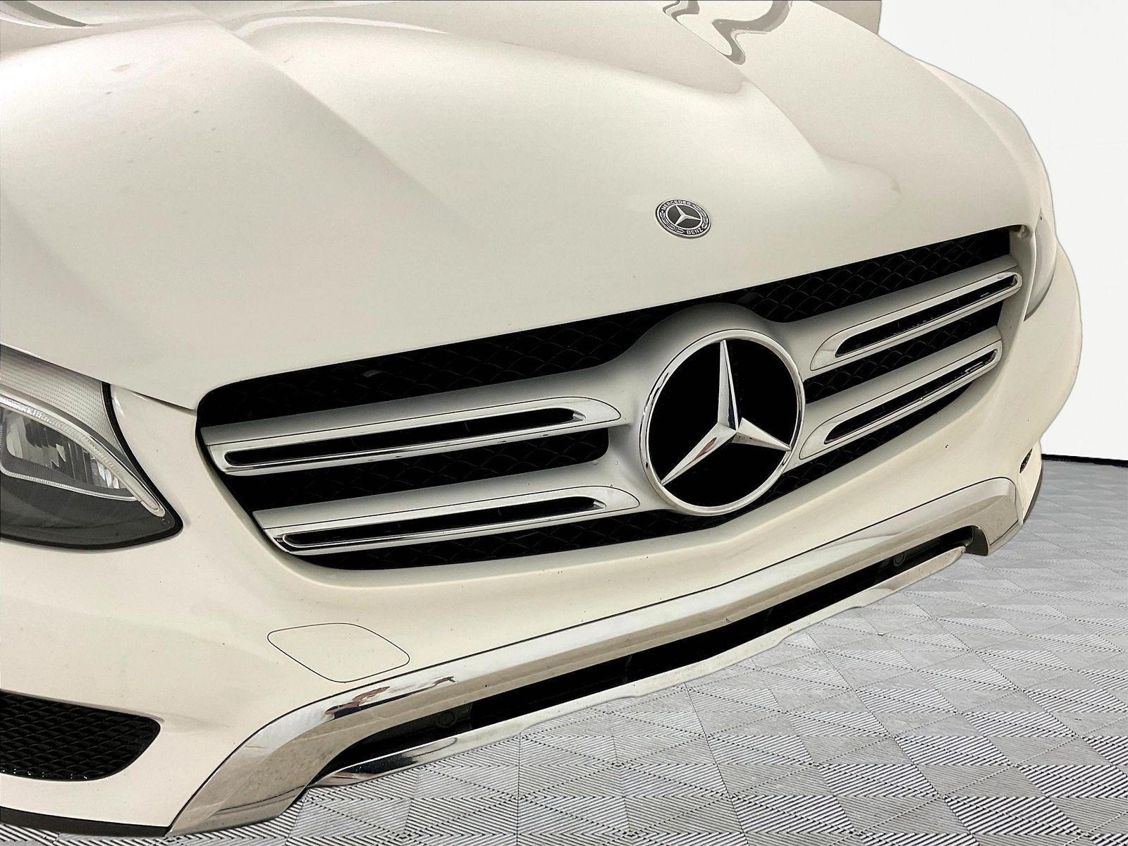 Certified 2019 Mercedes-Benz GLC 300 4MATIC image 33