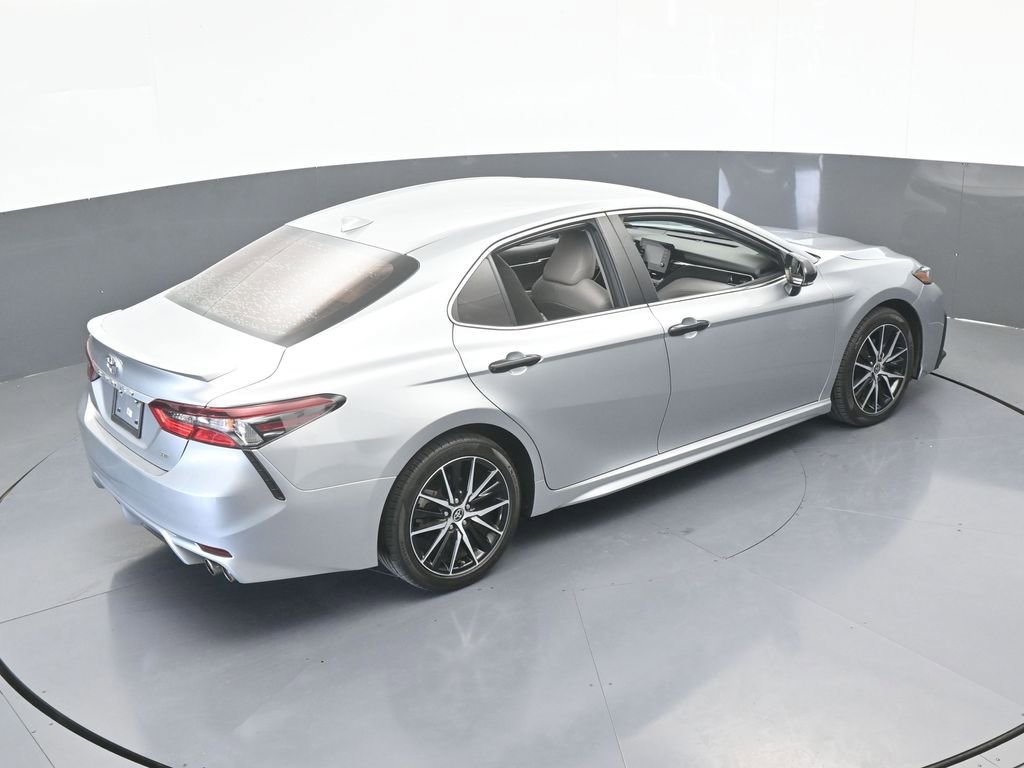 Used 2022 Toyota Camry SE image 50