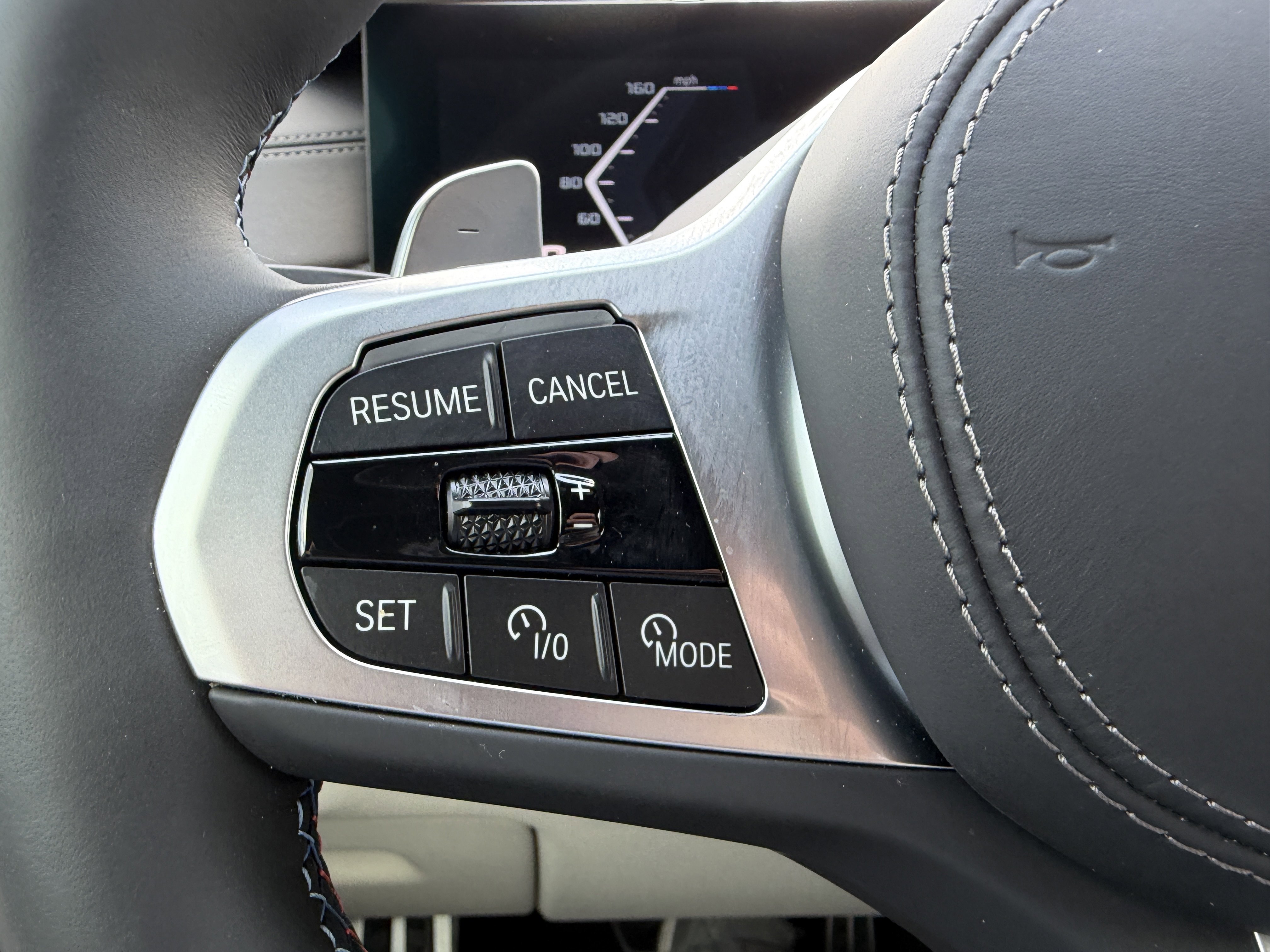 Used 2025 BMW X7 M60i AWD/4WD image 28