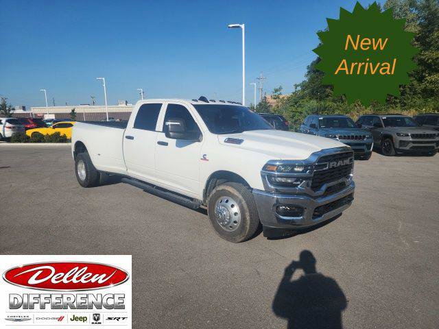 Certified 2025 RAM 3500 Tradesman RWD image 1