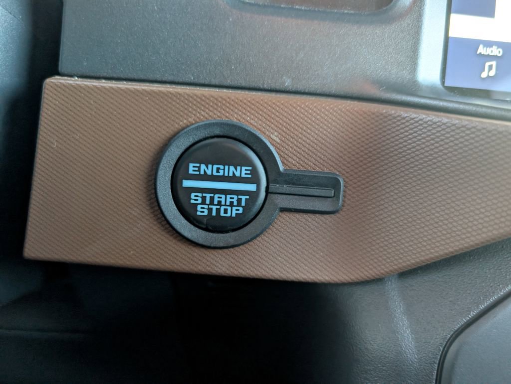 Used 2024 Ford Bronco Outer Banks image 19