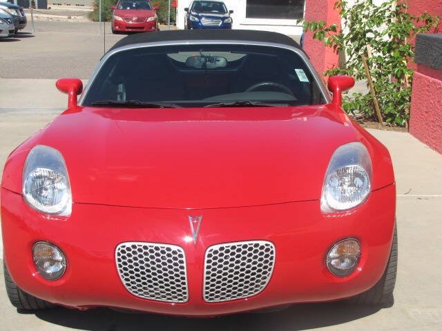 Used 2007 Pontiac Solstice Convertible w/ Premium Package RWD image 9