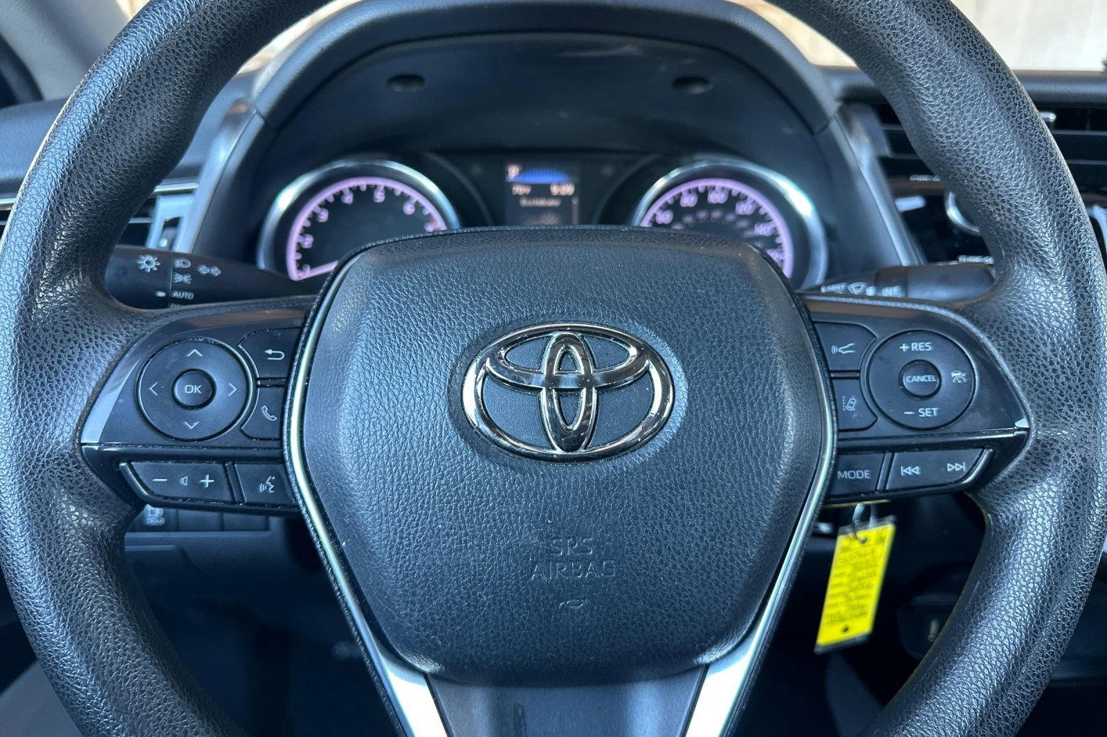 Used 2020 Toyota Camry LE FWD image 20