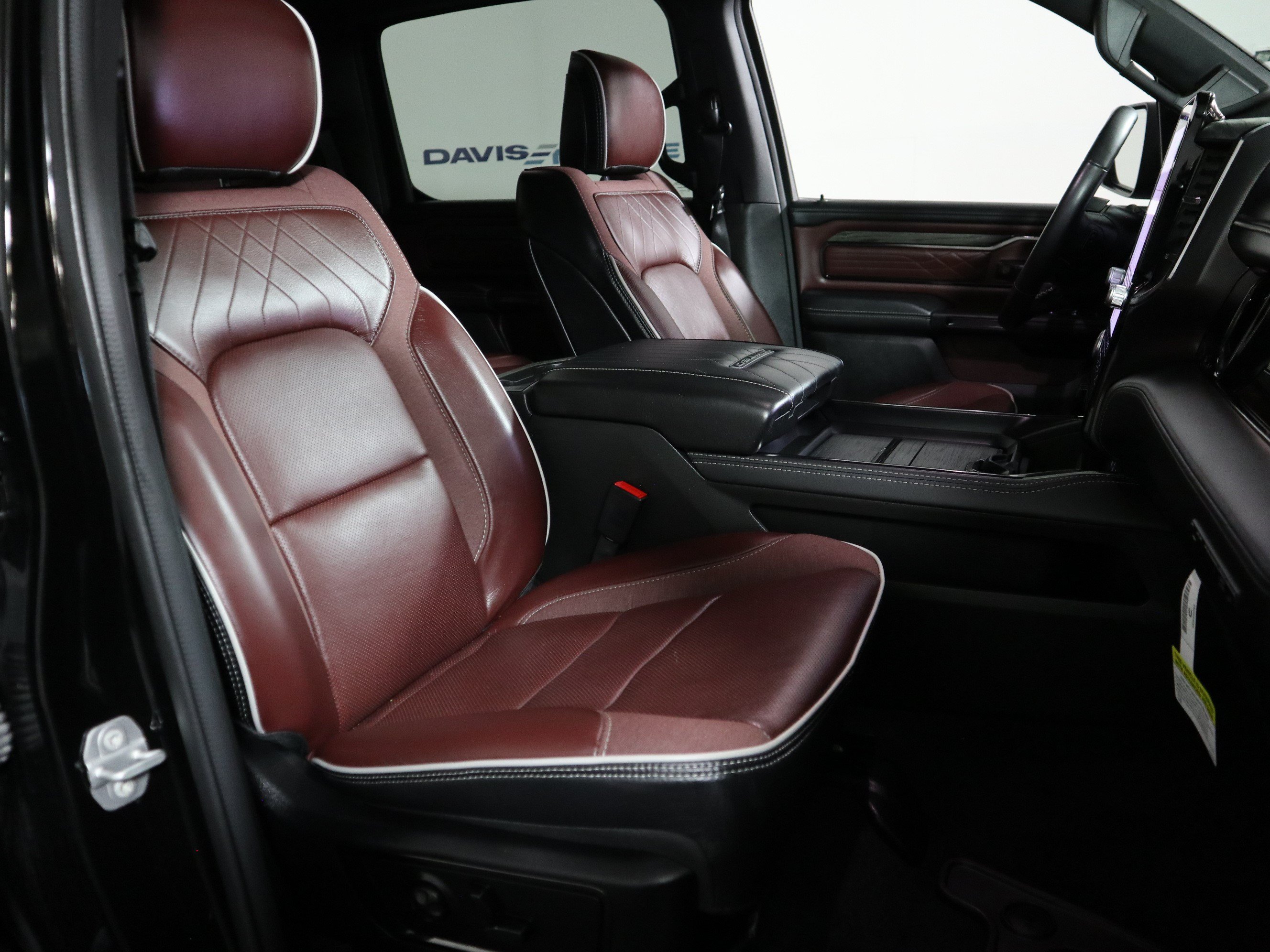 Used 2026 RAM 1500 Limited AWD/4WD image 19
