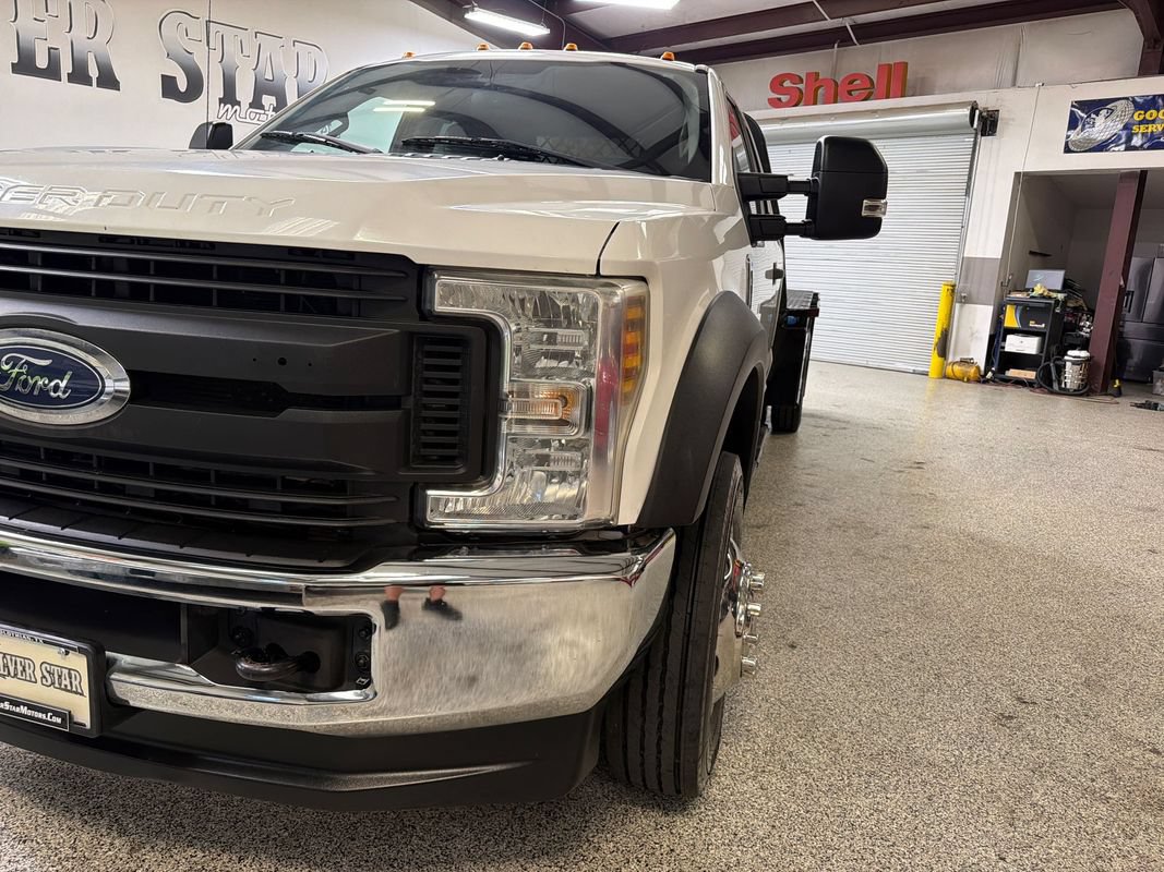 Used 2018 Ford F550 4x4 SuperCab Super Duty image 13