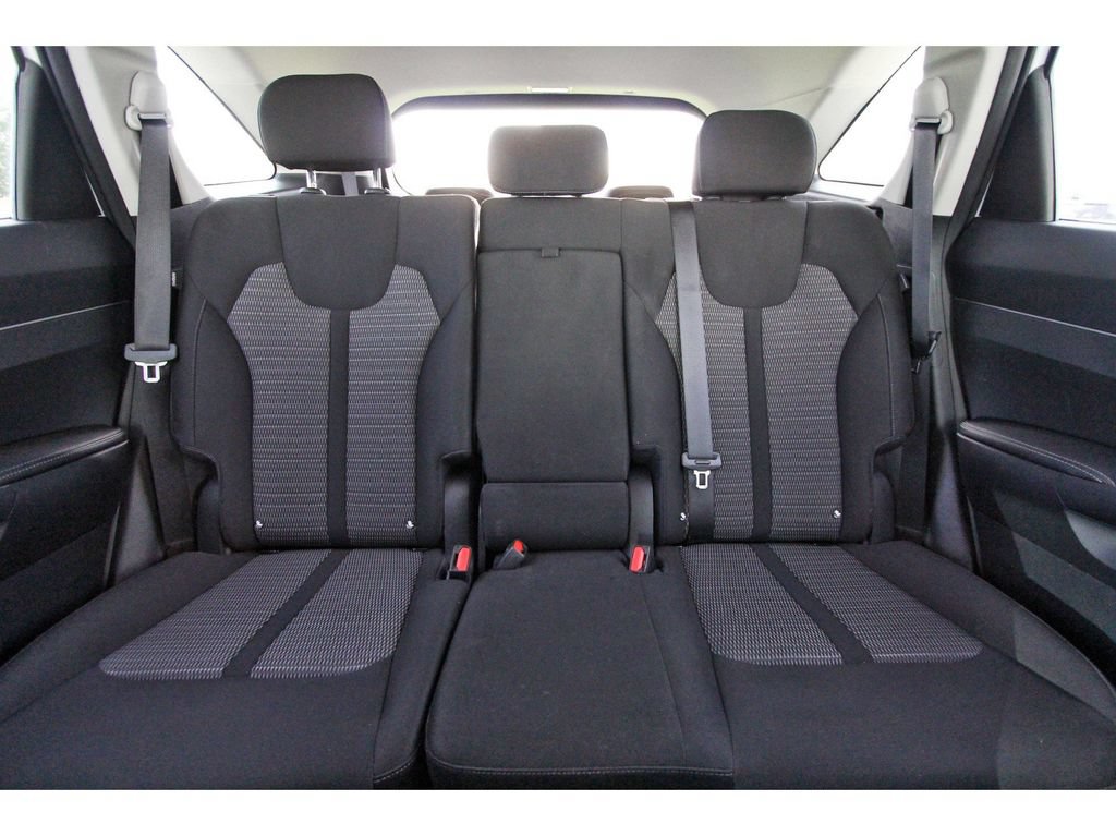 Certified 2026 Kia Sorento LX FWD image 14