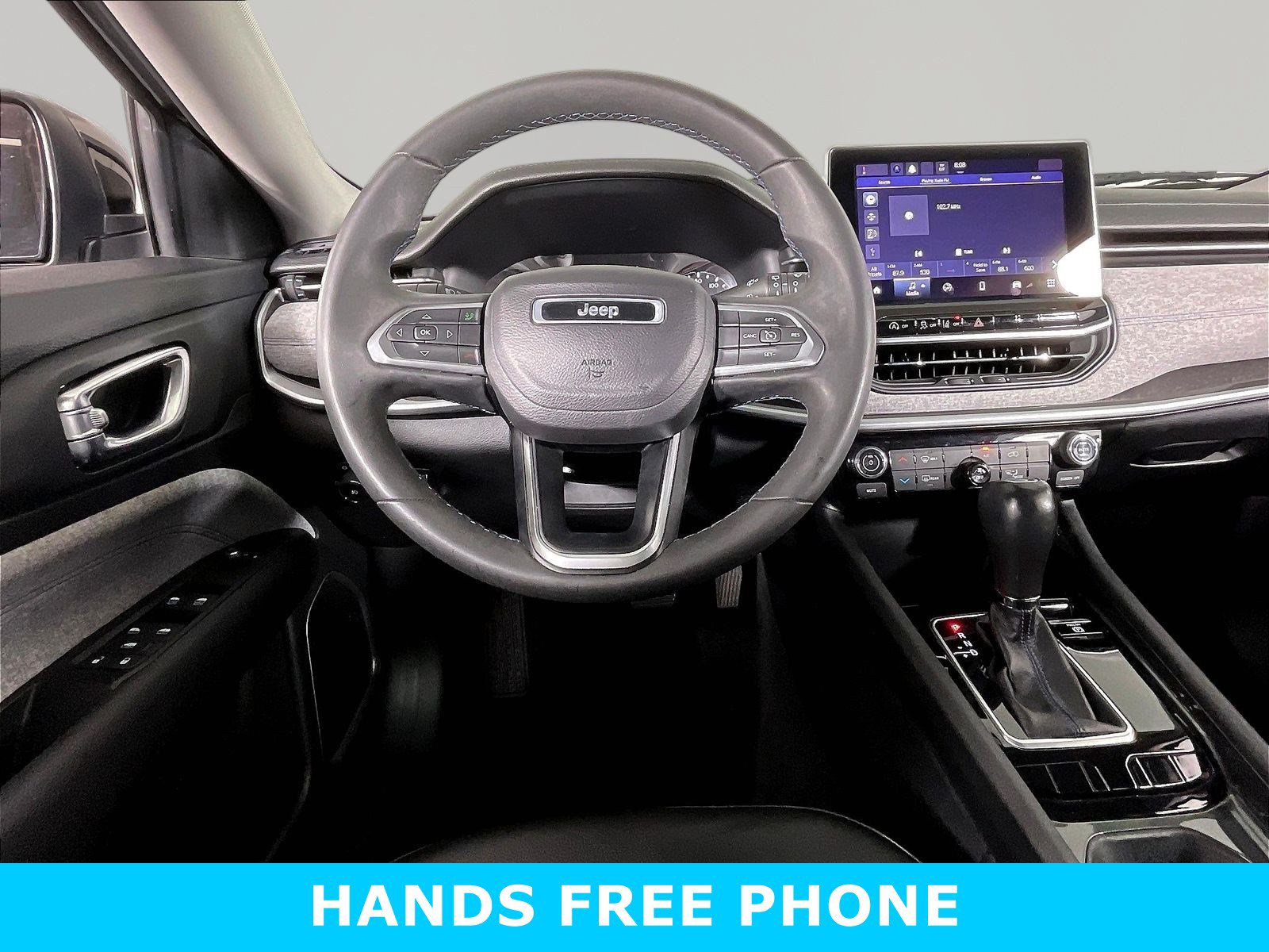 Used 2022 Jeep Compass Latitude FWD image 9