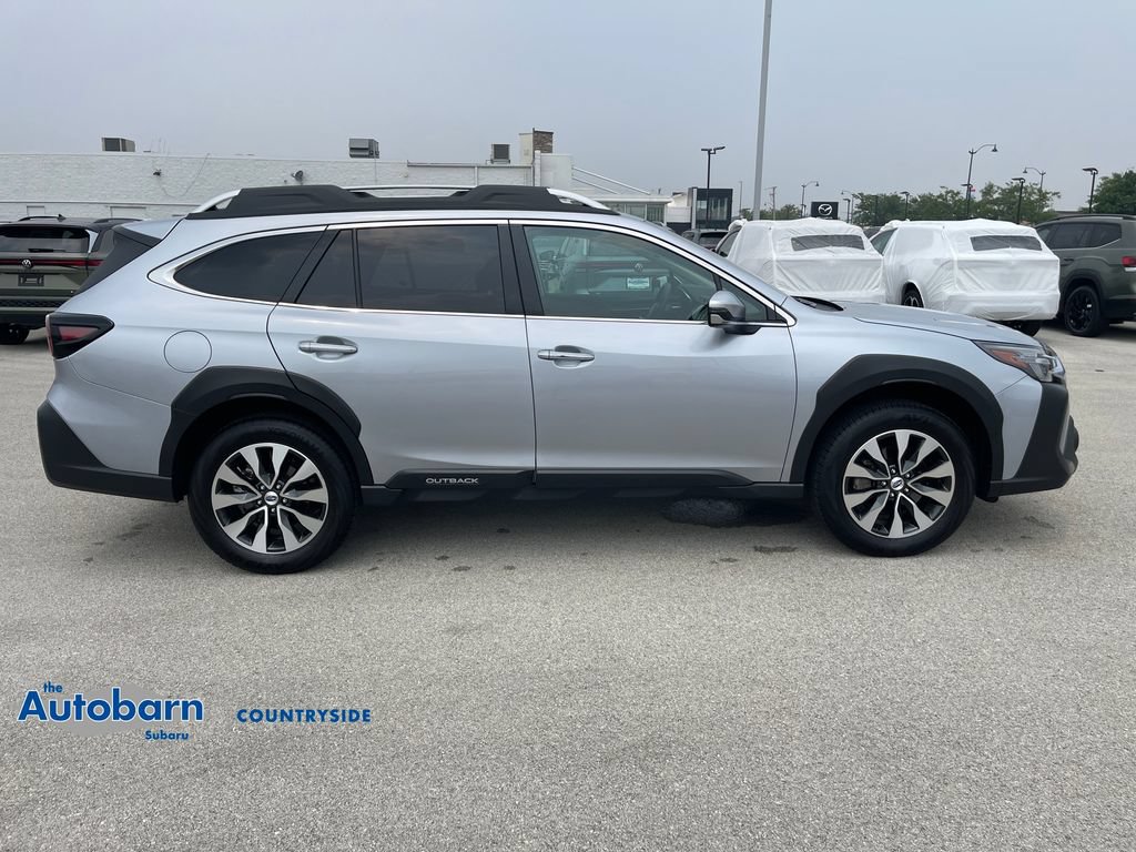 Used 2024 Subaru Outback Touring AWD/4WD image 6