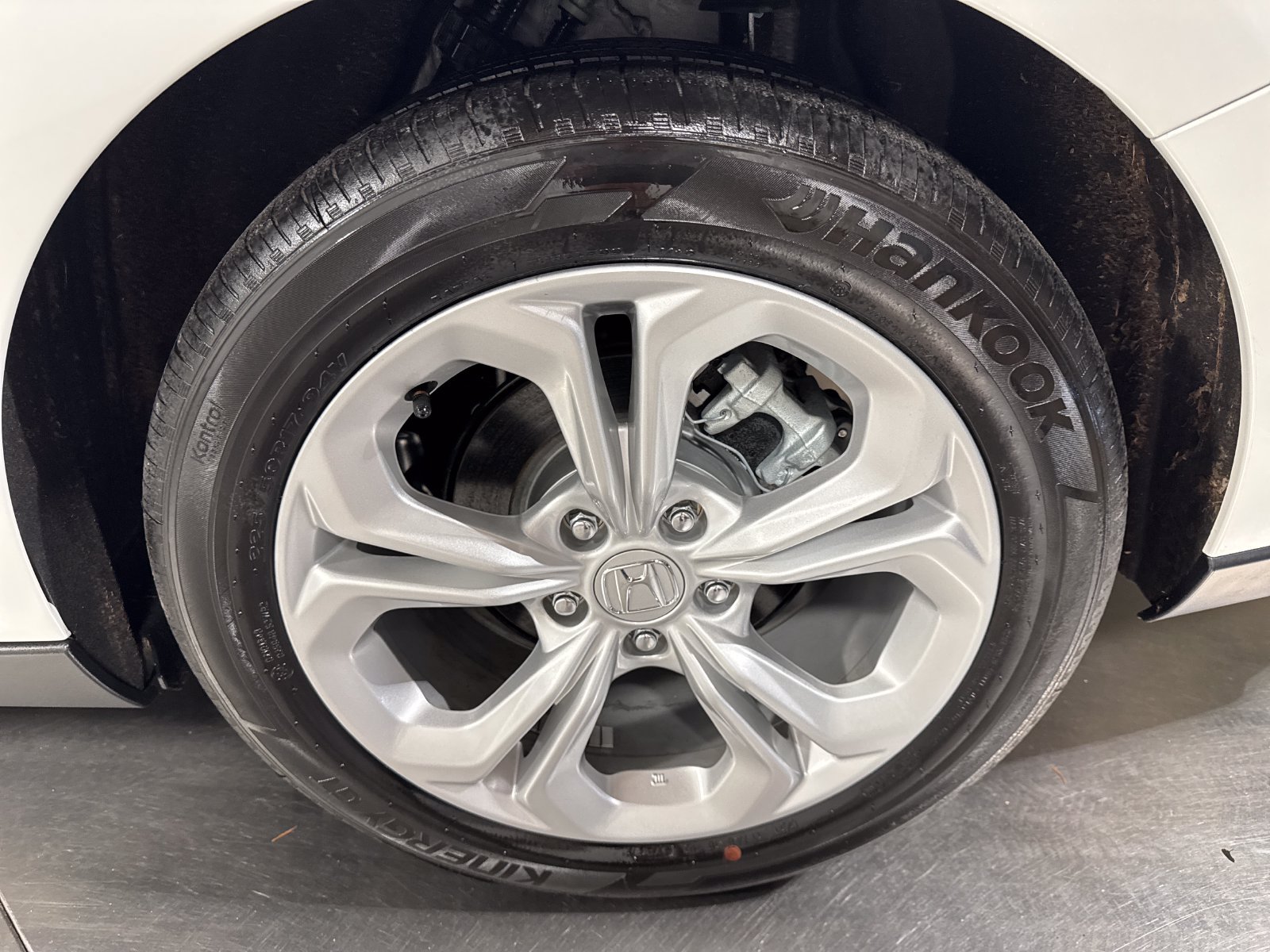 Used 2024 Honda Accord LX image 12