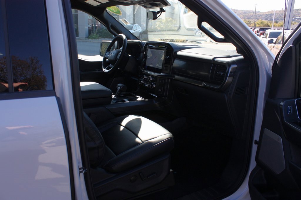New 2025 Ford F150 Lariat image 15