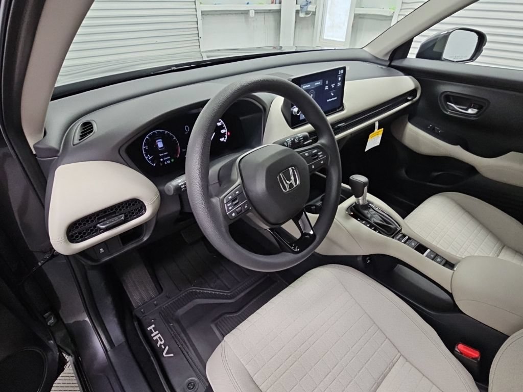 New 2027 Honda HR-V LX image 11