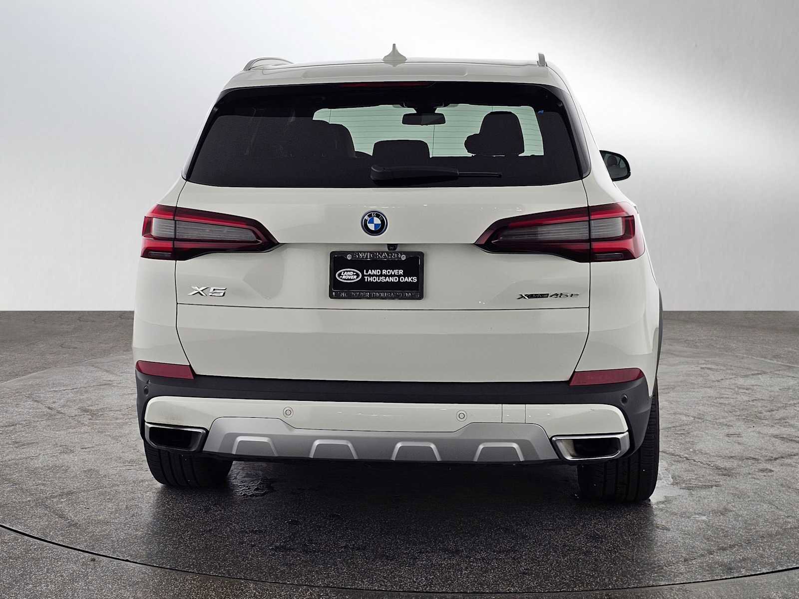 Used 2023 BMW X5 xDrive45e image 5