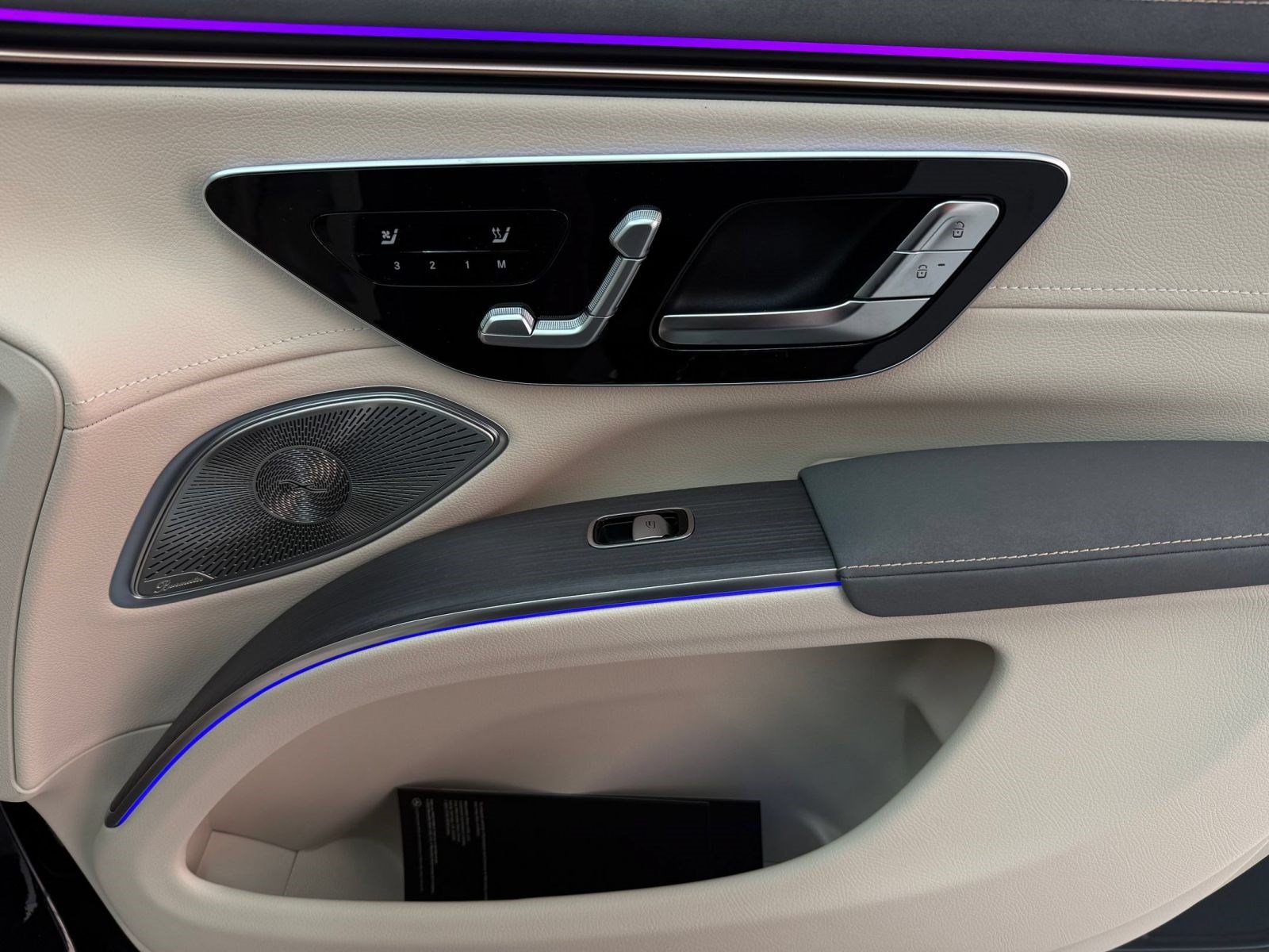 New 2027 Mercedes-Benz EQS 400 4MATIC SUV image 27