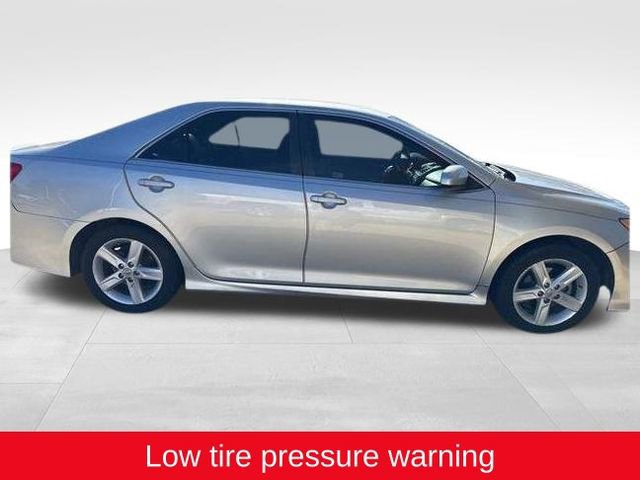 Used 2013 Toyota Camry SE image 4