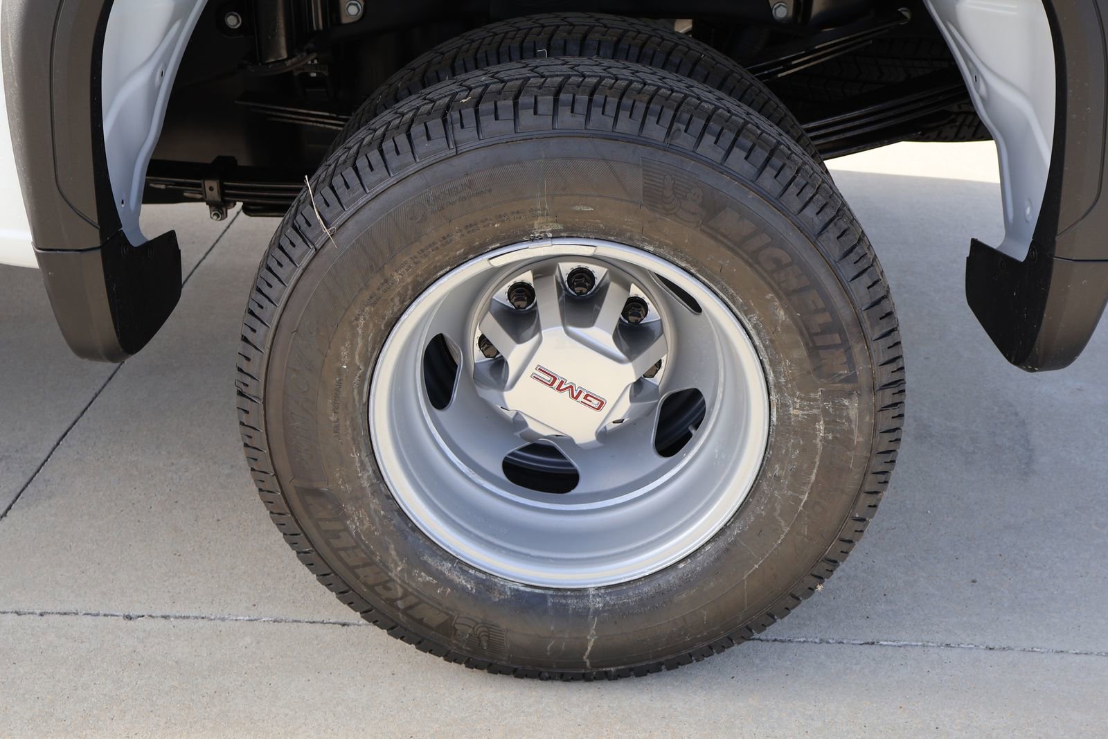 New 2026 GMC Sierra 3500 Pro w/ Convenience Package image 6