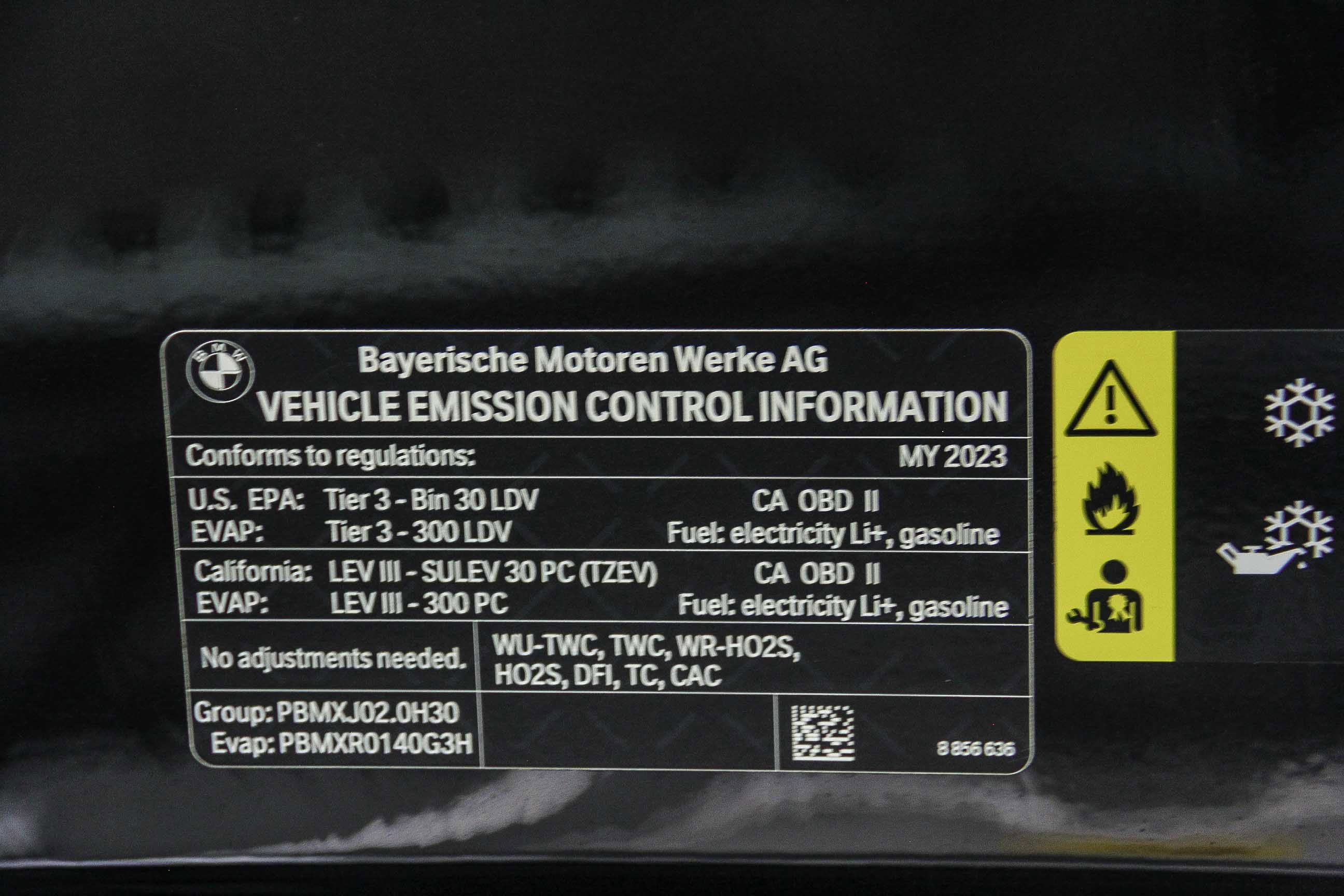 Certified 2023 BMW 330e w/ M Sport Package image 28