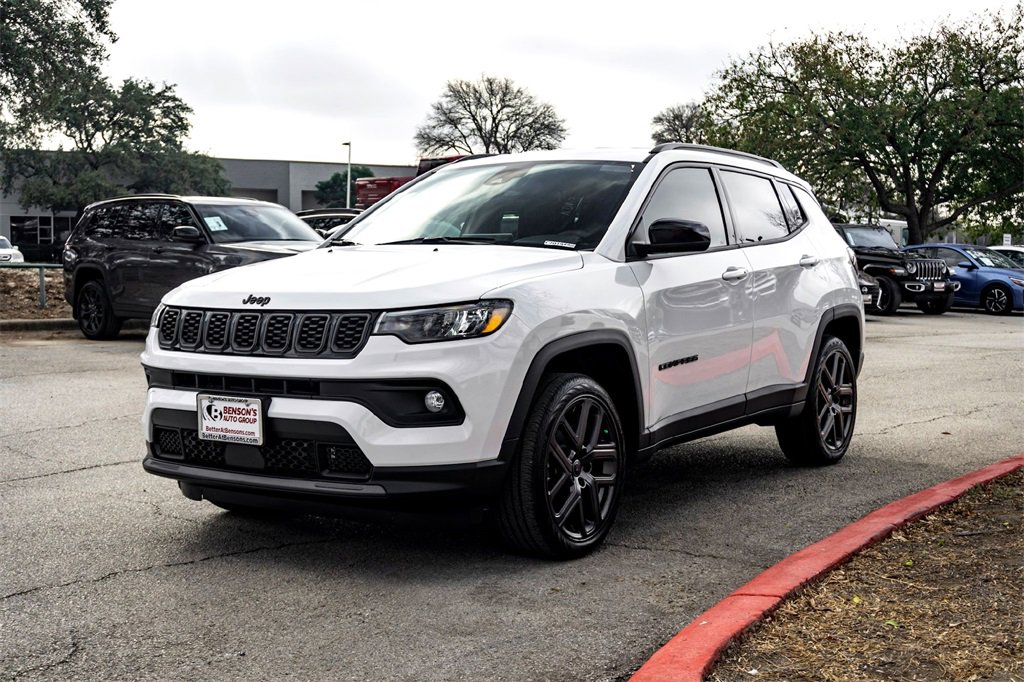 New 2026 Jeep Compass Latitude image 6