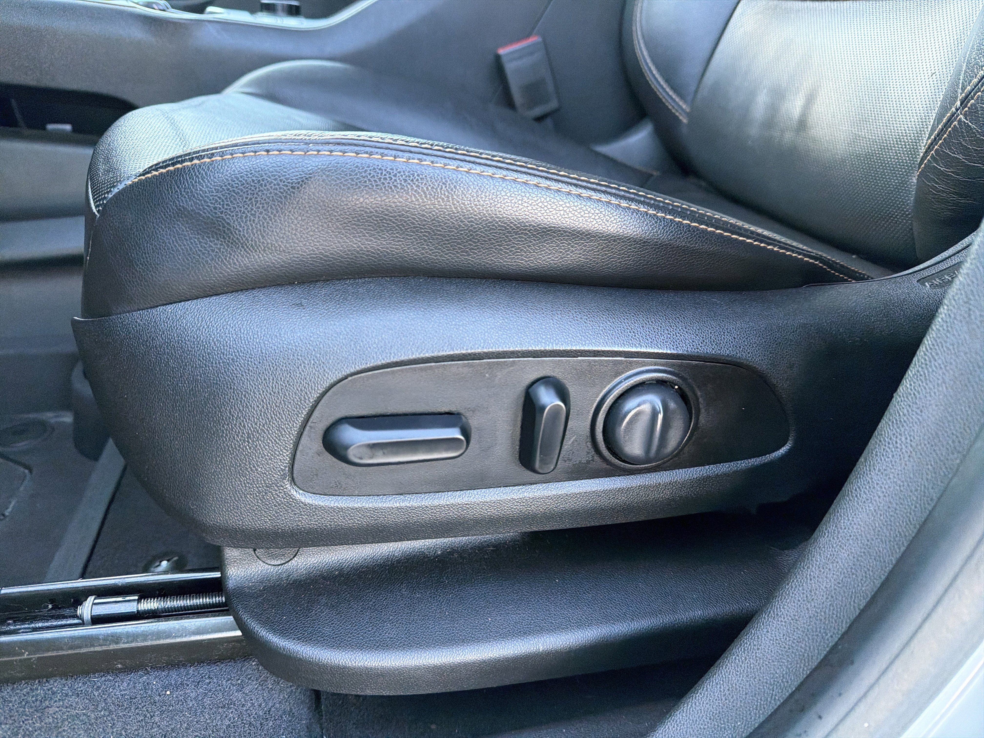 Certified 2021 GMC Terrain SLT w/ Infotainment Package II image 26