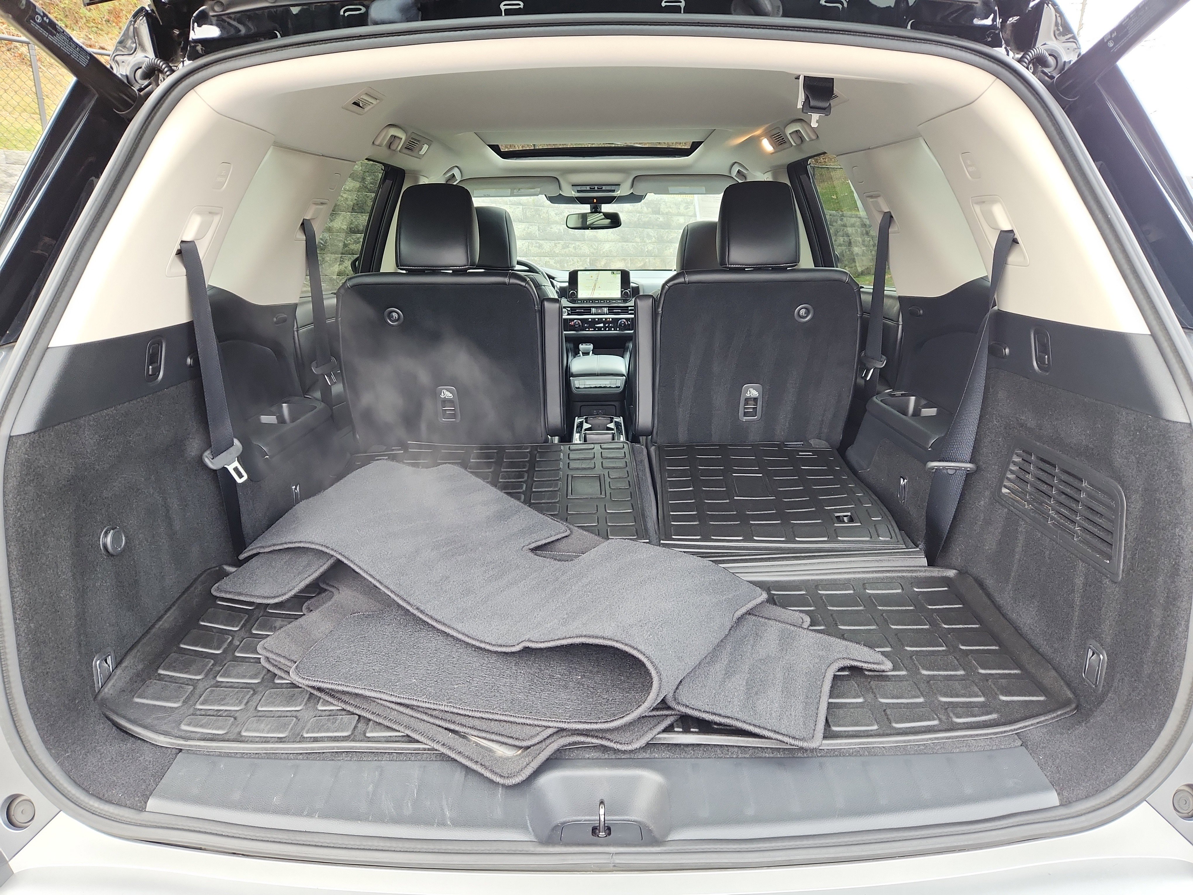 Used 2022 Nissan Pathfinder SL w/ SL Premium Package image 13