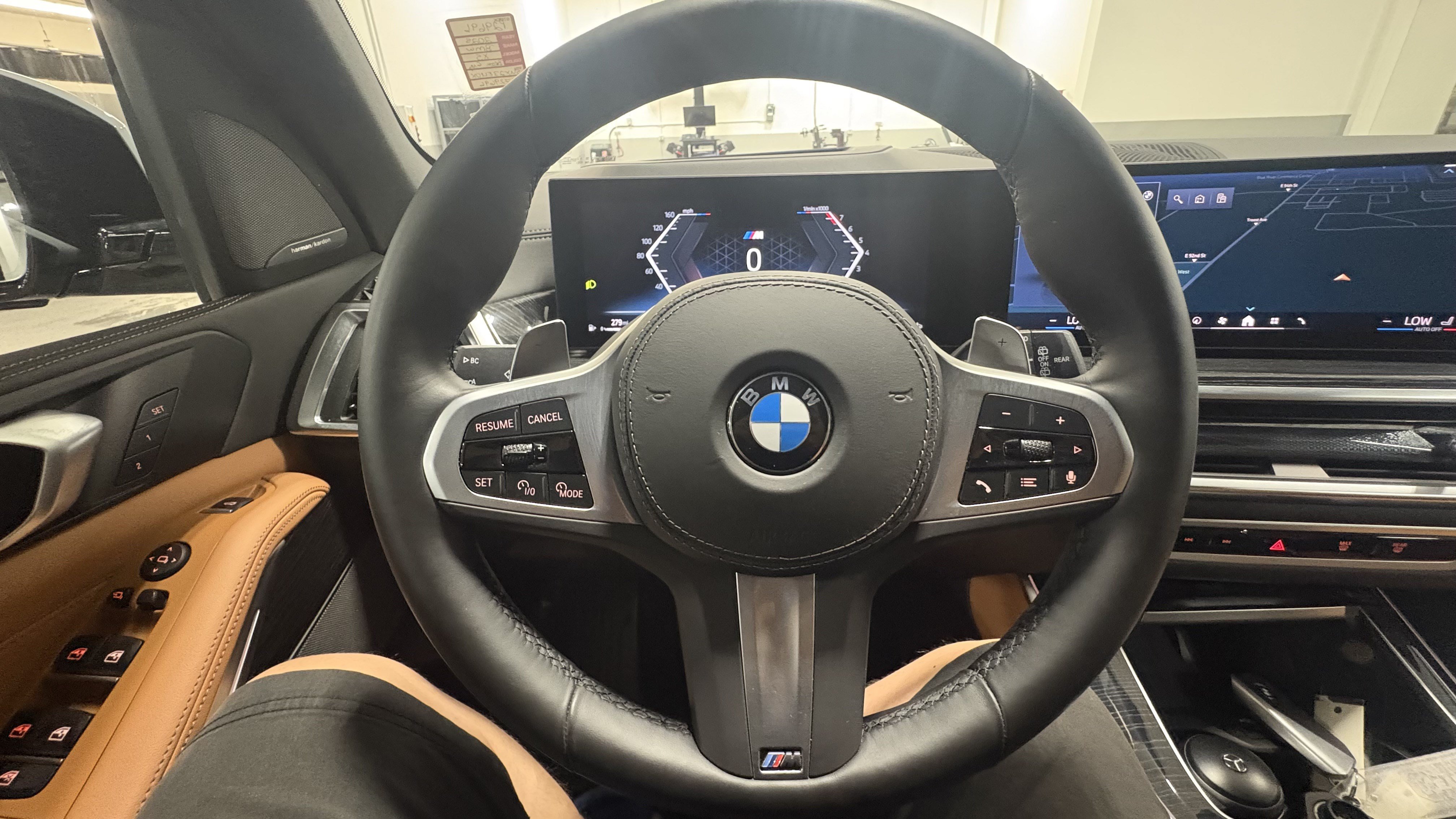 Certified 2025 BMW X5 xDrive40i w/ M Sport Package AWD/4WD image 19
