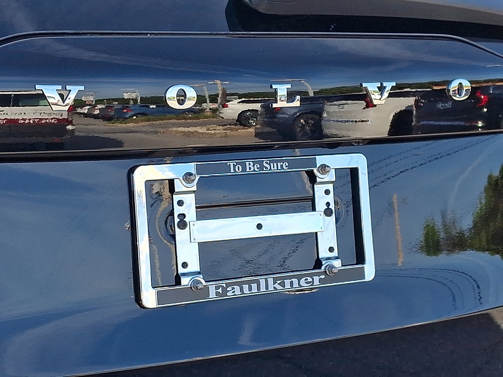 New 2026 Volvo XC90 B6 Plus w/ Protection Package Premier image 16