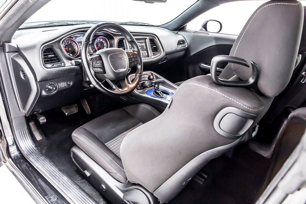 Used 2022 Dodge Challenger GT image 28