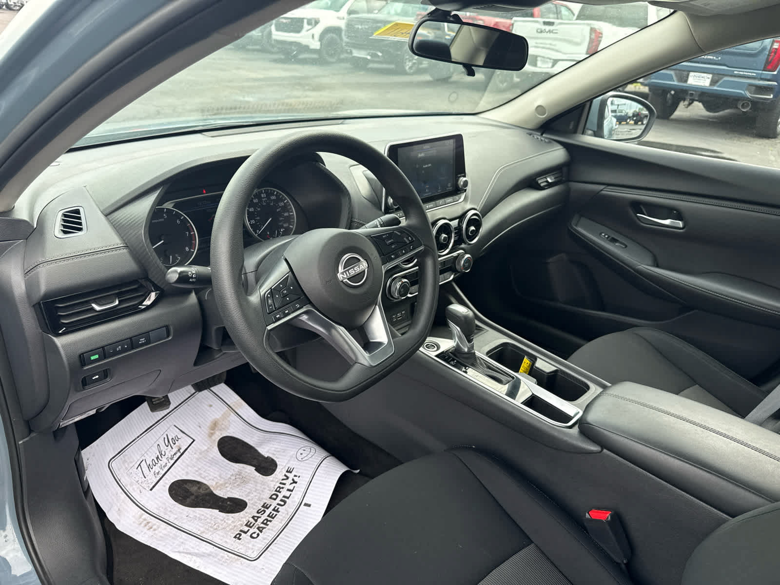 Used 2025 Nissan Sentra SV FWD image 11