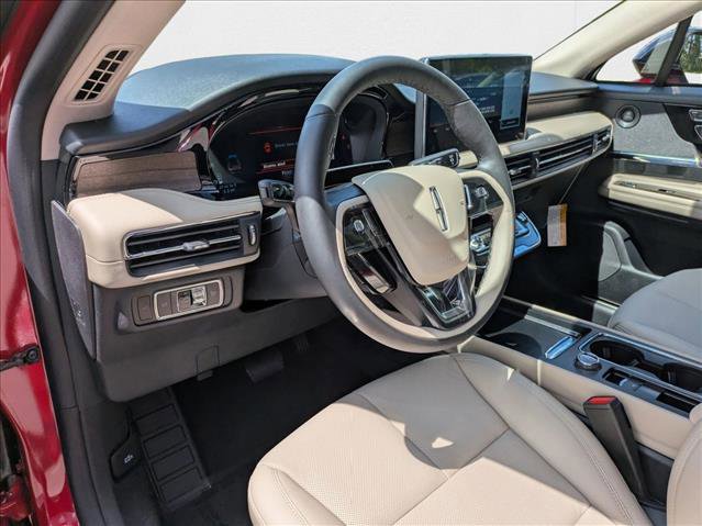 New 2025 Lincoln Corsair Reserve w/ Equipment Group 202A image 3