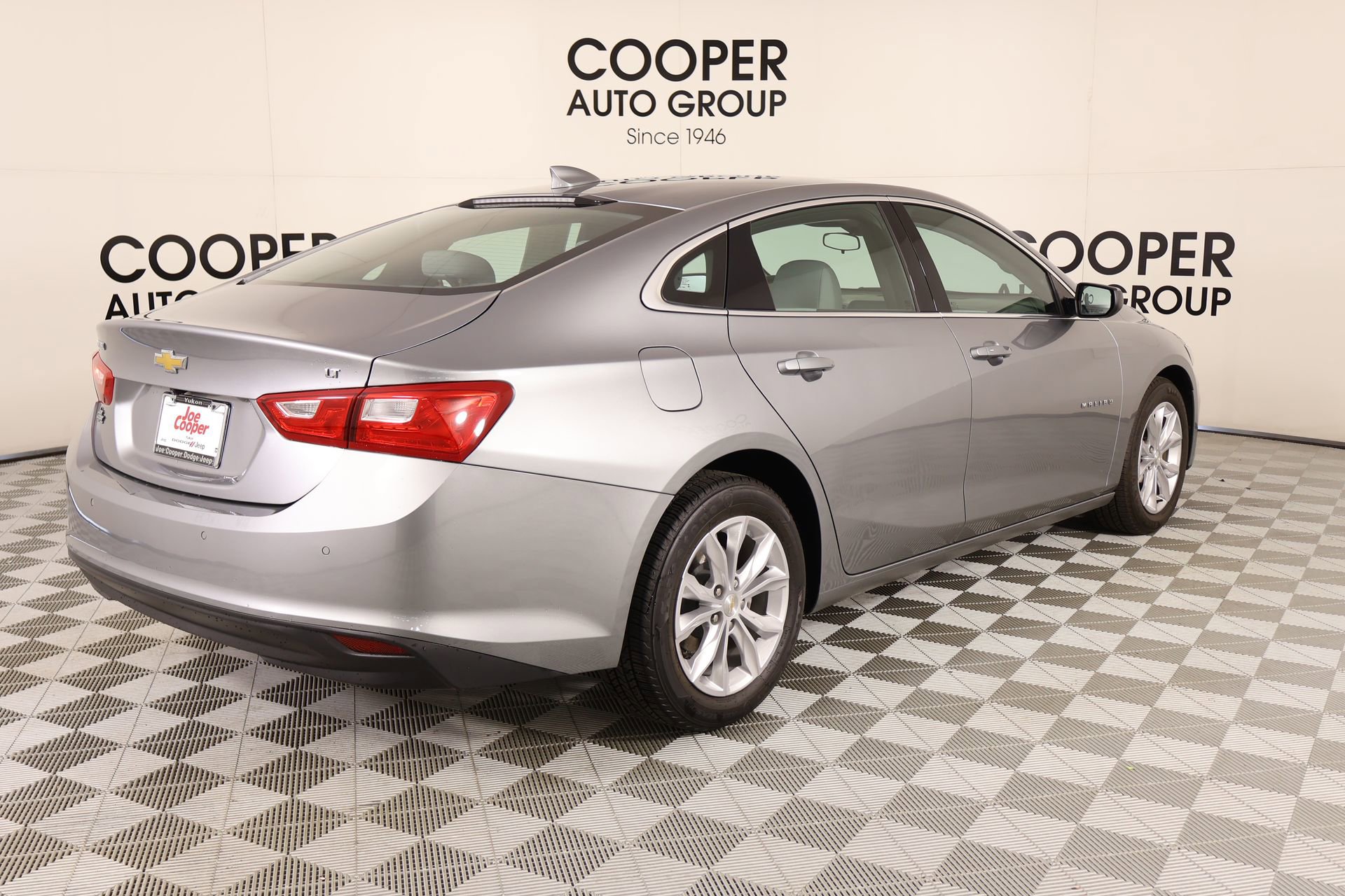 Used 2024 Chevrolet Malibu LT image 20