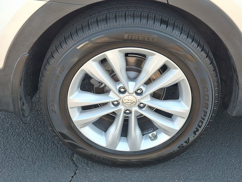 Used 2018 Hyundai Santa Fe Sport 2.0T w/ Cargo Package image 8