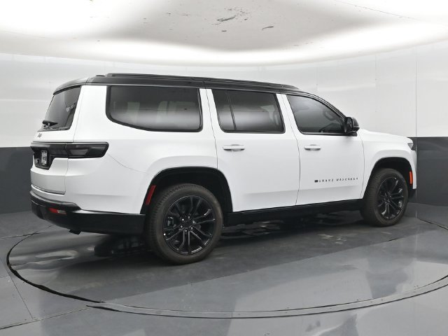 New 2026 Jeep Grand Wagoneer Summit w/ Rear Seat Video Group I AWD/4WD image 33