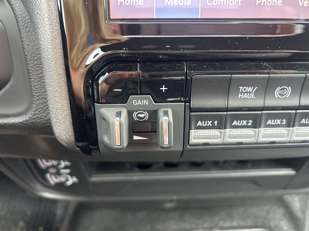 New 2025 RAM 5500 Tradesman AWD/4WD image 23