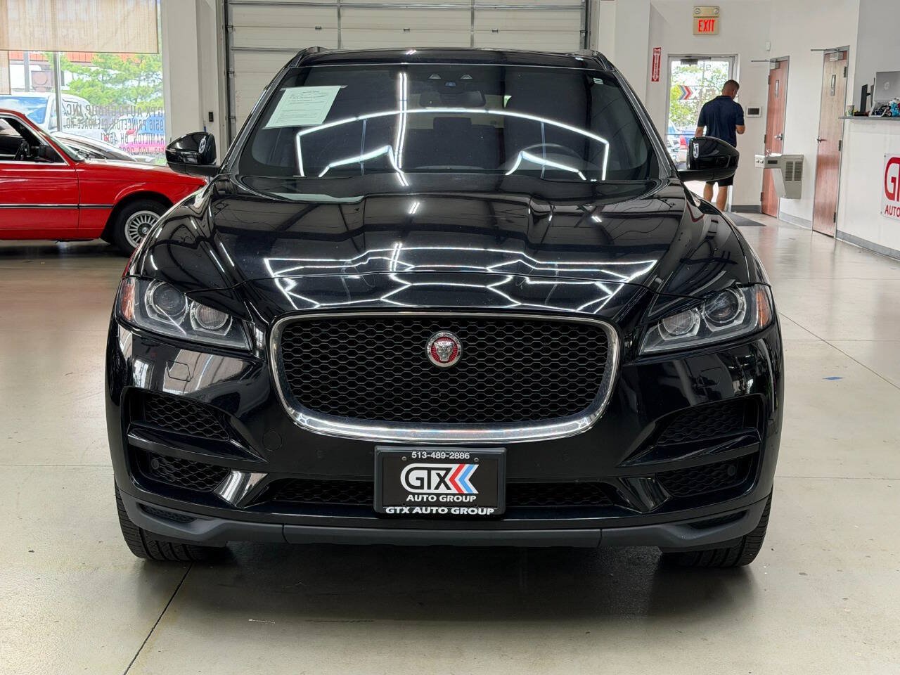Used 2017 Jaguar F-PACE Premium AWD/4WD image 6