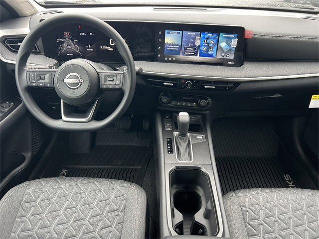 New 2026 Nissan Kicks SV w/ Illumination Package image 4