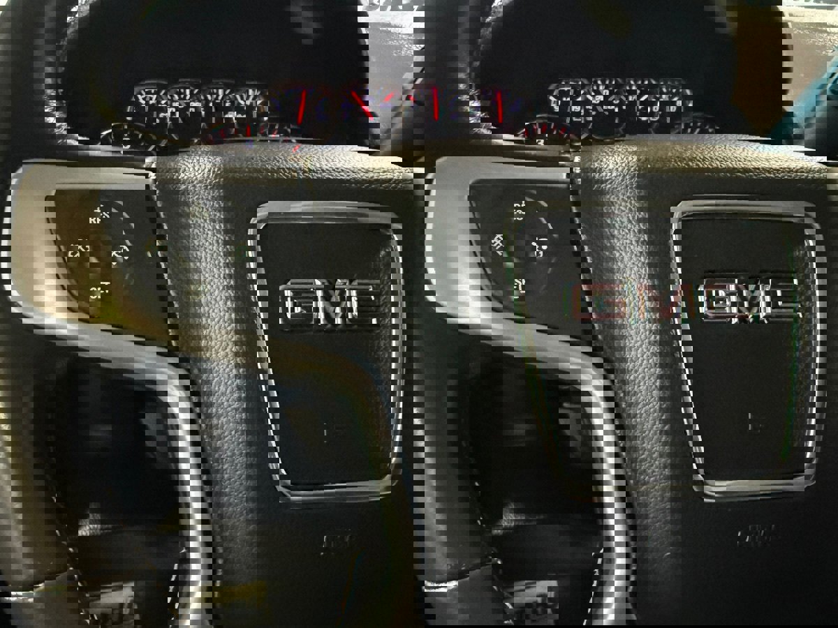 Used 2015 GMC Yukon XL SLE w/ Convenience Package image 15