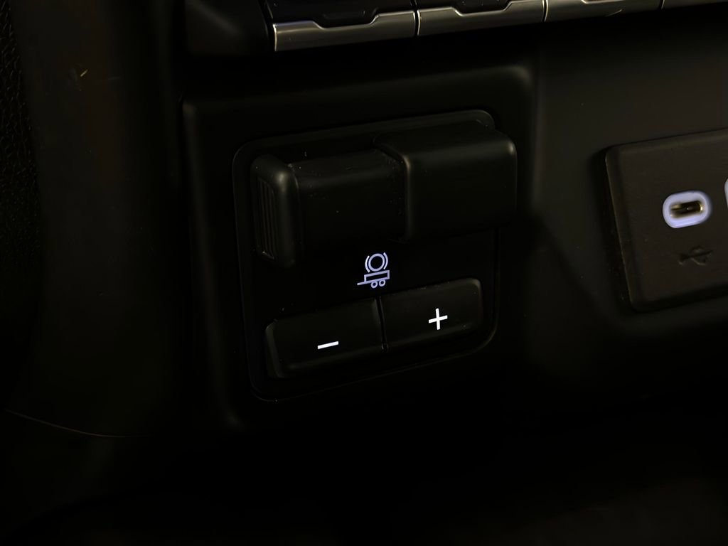 Certified 2020 GMC Sierra 1500 SLT w/ SLT Premium Plus Package image 38